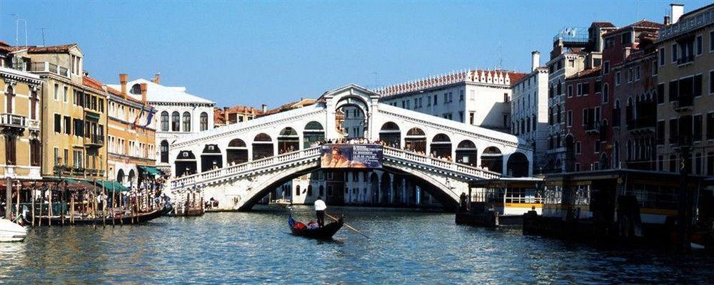 Hotel Cristallo Lido di Venezia Exterior foto